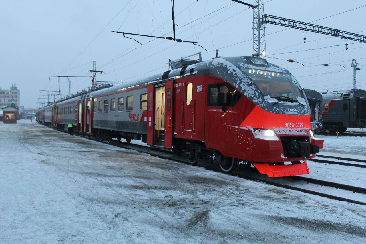 В декабре по маршруту Новосибирск – Бердск будут курсировать две  дополнительные электрички