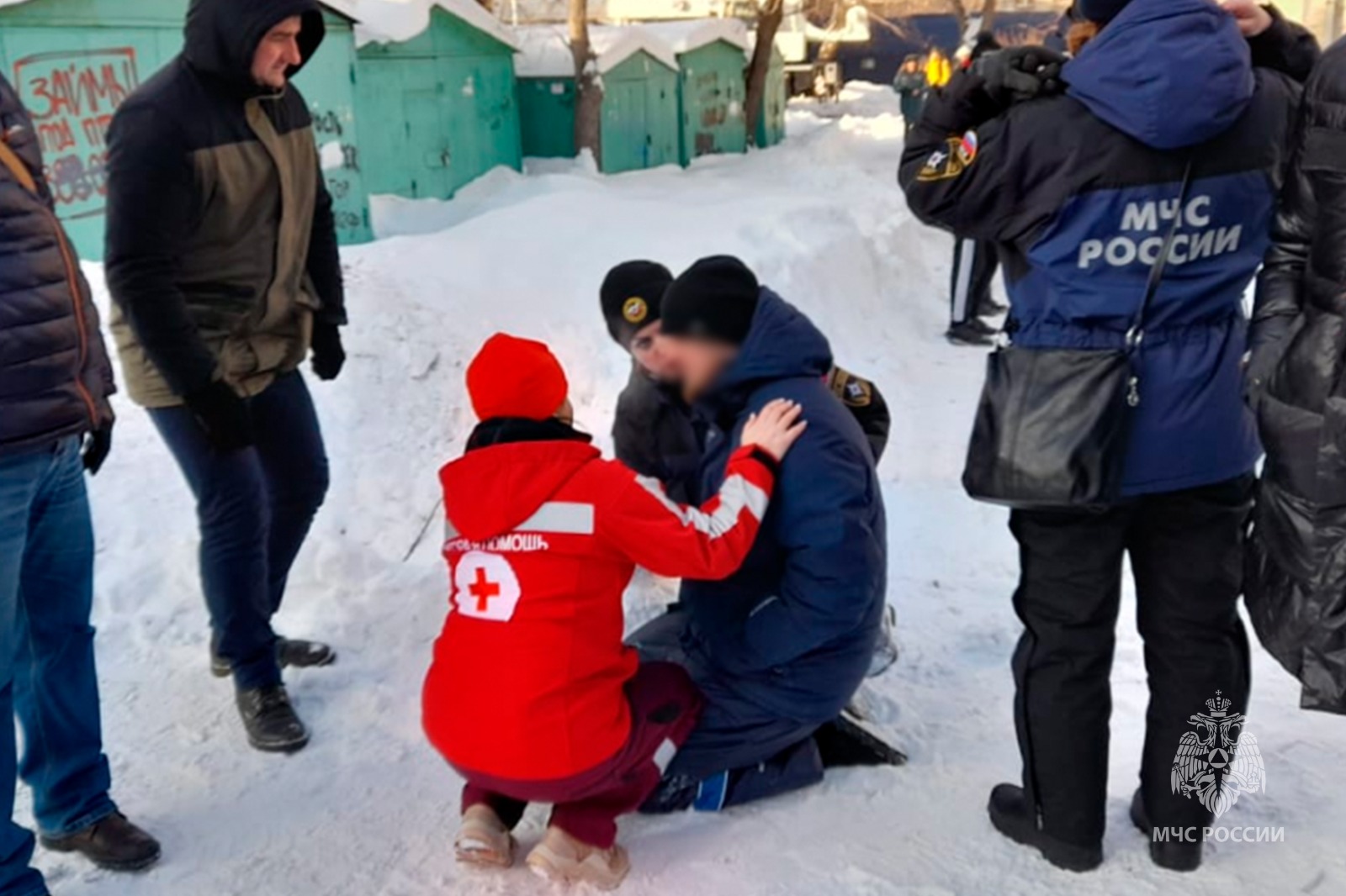 При взрыве дома на улице Линейной погибла молодая женщина и ее 2-летняя дочь