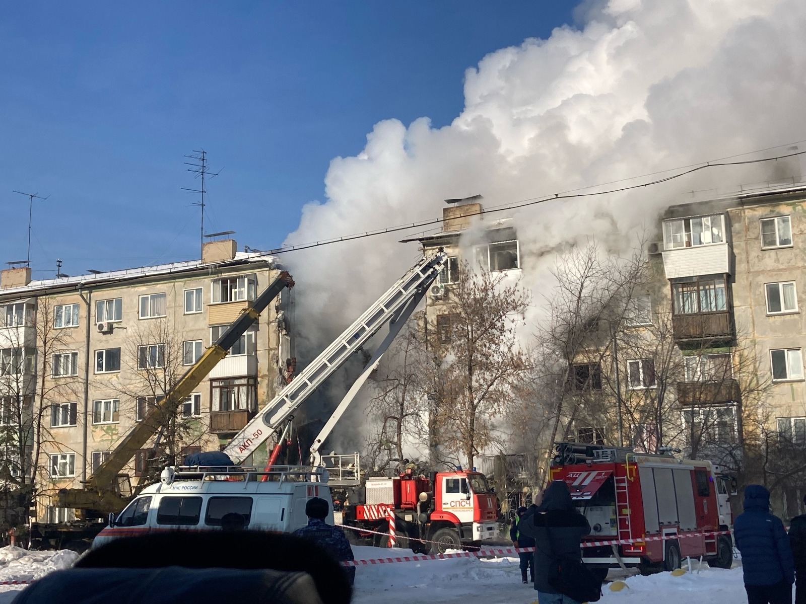 Двух жителей Омской области задержали по уголовному делу о взрыве дома в  Новосибирске