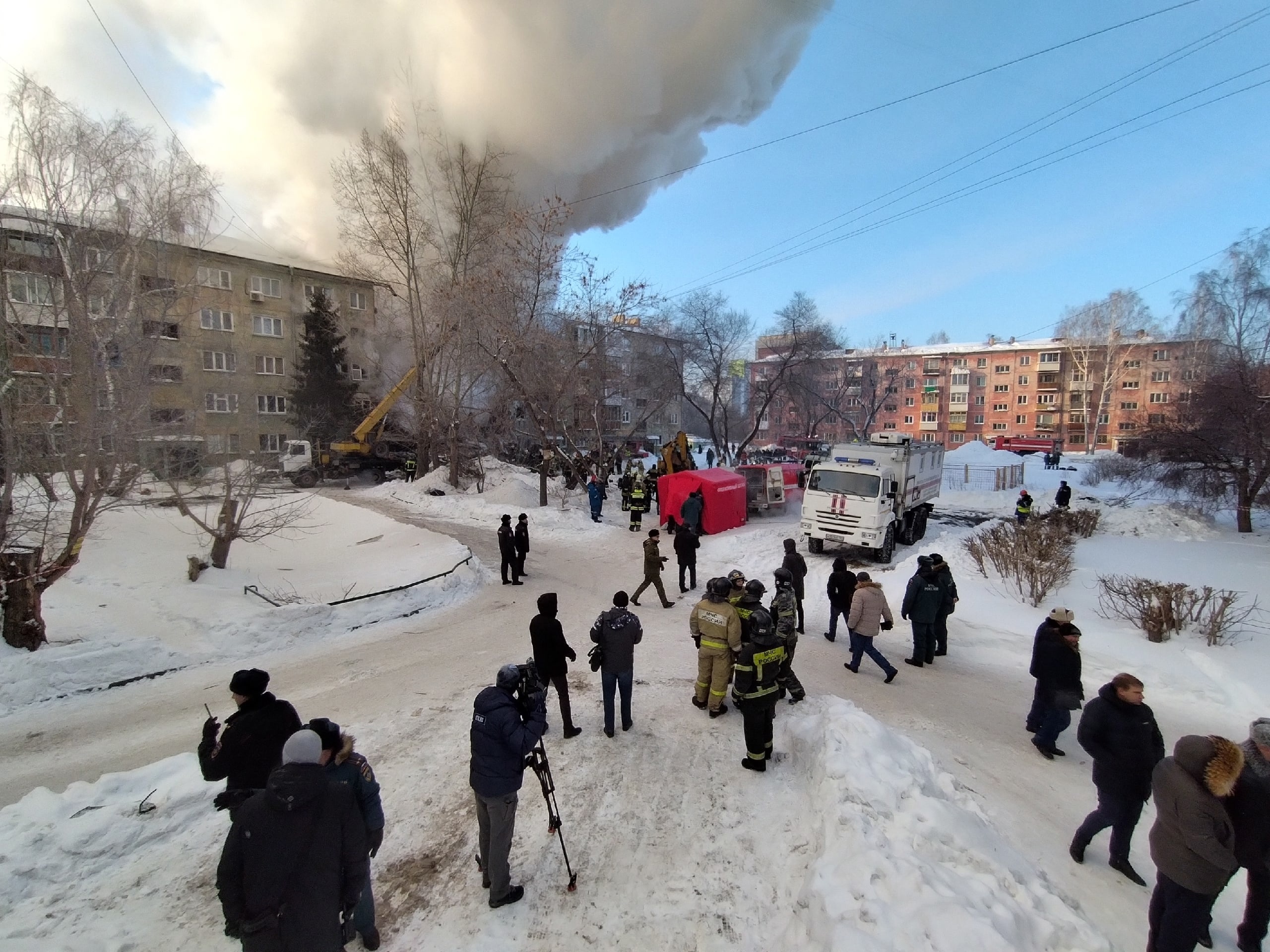 В Новосибирске до семи выросло число пострадавших при взрыве газа в жилом  доме