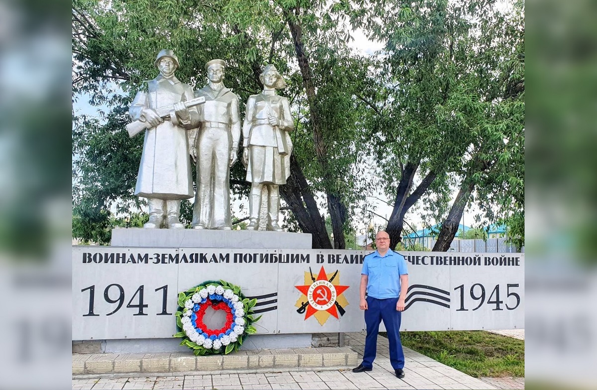 В Чулыме вандалы осквернили памятник воинам Великой Отечественной войны