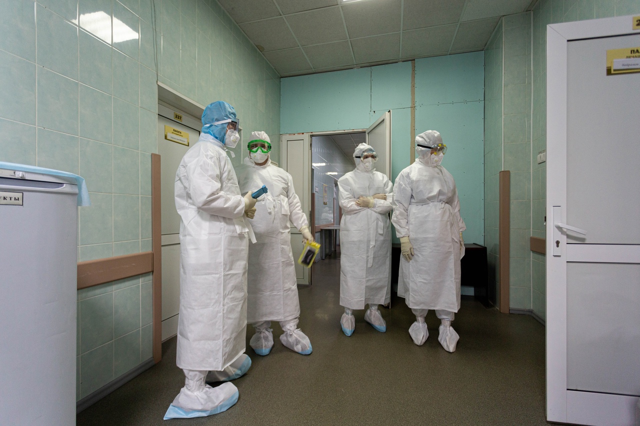 Коронавирус свежие новости сегодня. Ковидный госпиталь в Новосибирске 11 больница 2021 год. Инфекционные больные дети. Коронавирус. Коронавирус в Новосибирске.