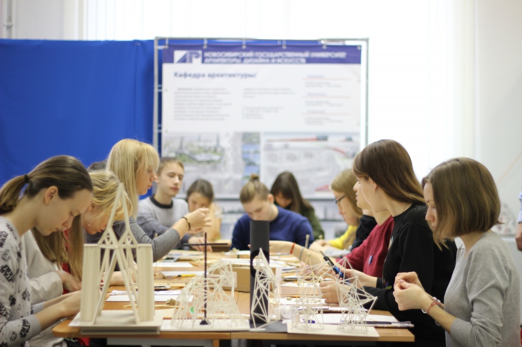 Новосибирск учиться. Преподаватели НГУАДИ. День открытых дверей НГУАДИ. НГУАДИ олимпиада проектирование. Факультеты НГАХА Новосибирск.