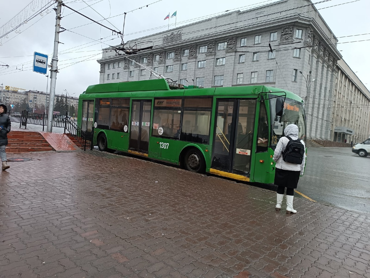 В Новосибирске временно закрывают троллейбусный маршрут №29