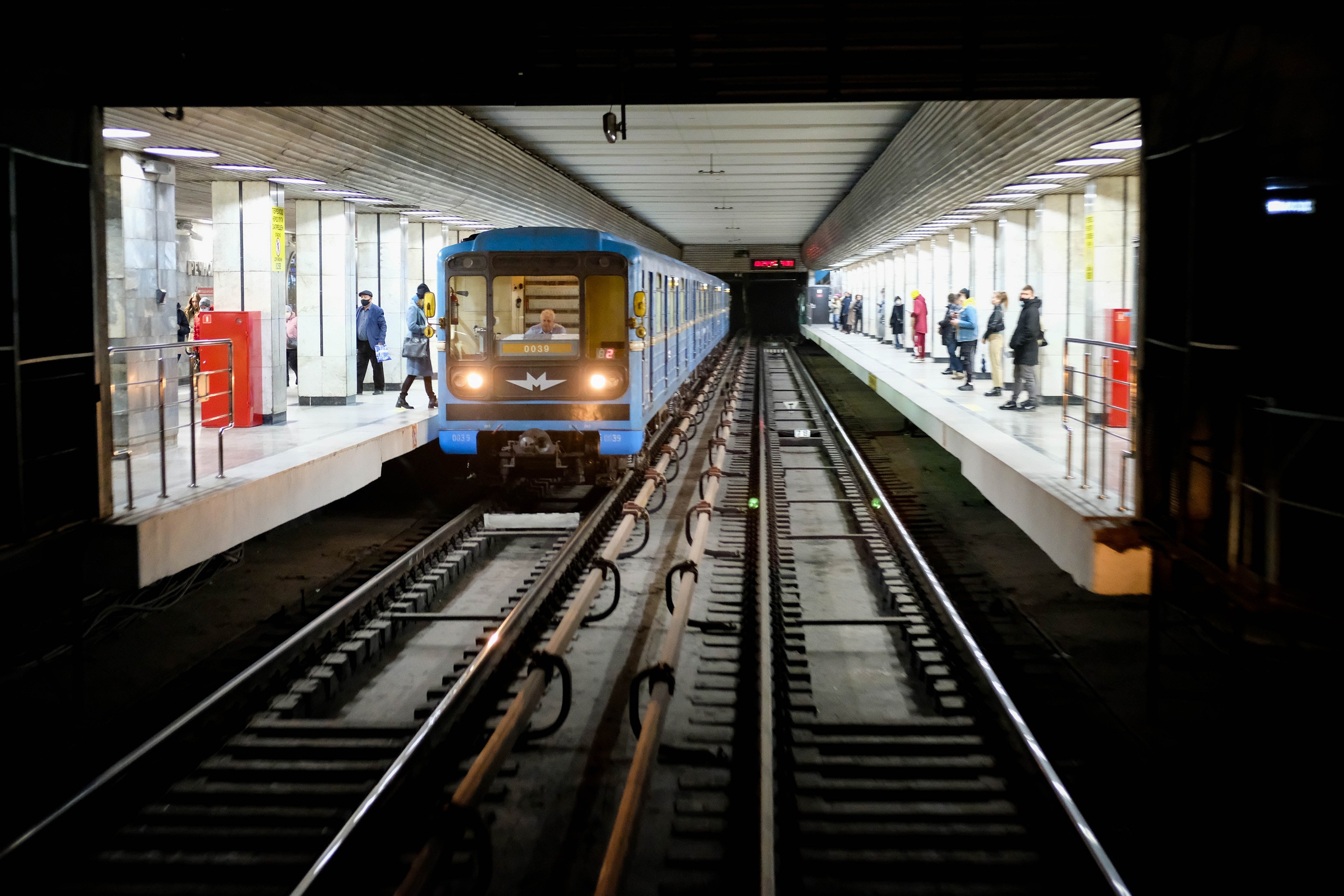 В Новосибирске закрылись две станции метро